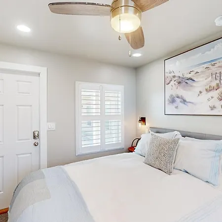 Beach 5 Villas #B1-2