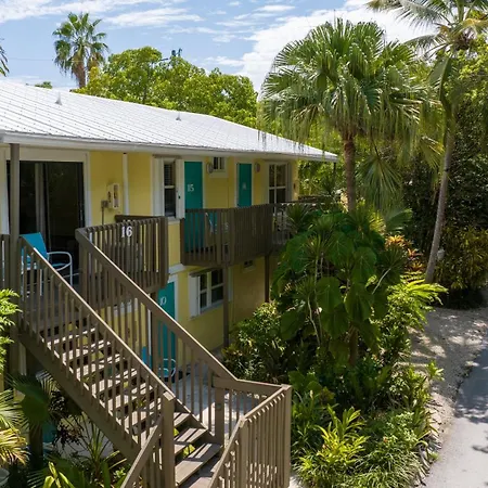 Bay Harbor Lodge-2