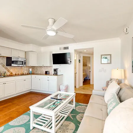 Belleair Beach Club 214-2