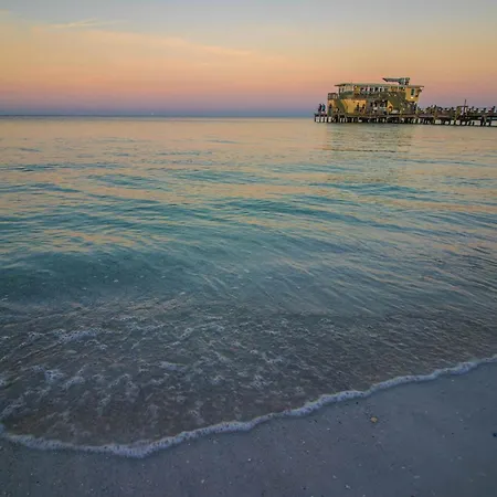 Anna Maria Island Club Unit17S-3