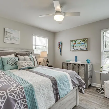St Augustine Home With Deck Less Than Half-Mi To Beach!-3