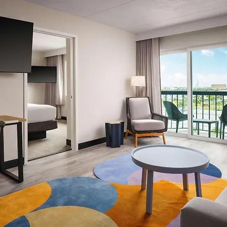 Hilton Garden Inn Cocoa Beach-Oceanfront, Fl-3