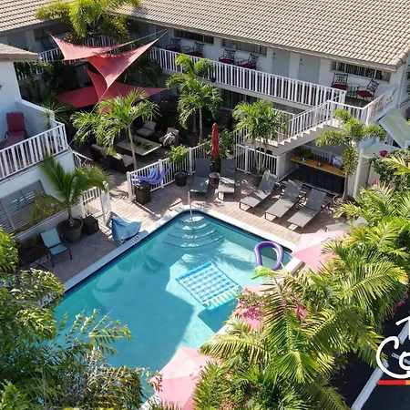 The Big Coconut Guesthouse - Gay Men'S Resort-2