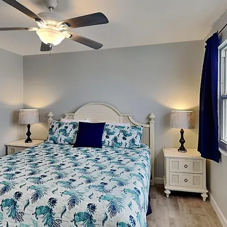 Estero Island Beach Villas 203, 2 Bedroom Gulf Front, Heated Pool, Sleeps 8-2