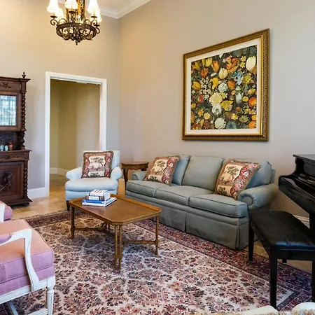 Knickerbocker Suite 07-2