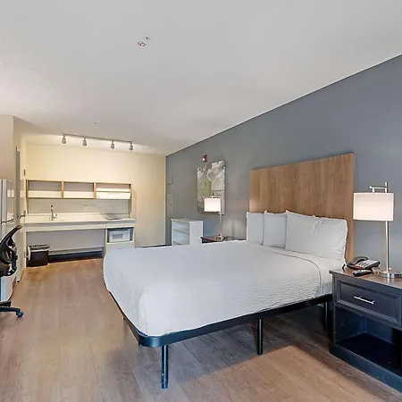 Extended Stay America Suites - Miami - Airport - Blue Lagoon-2