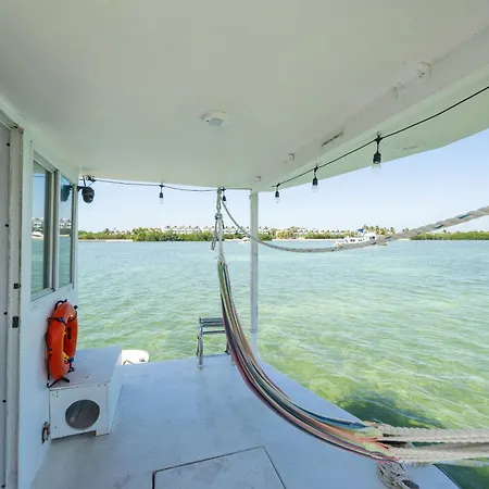 Beautiful Houseboat In Key West-2