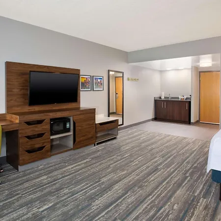 Hampton Inn & Suites Tampa East Casino Area-3