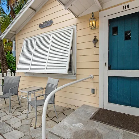 The Seashell Cottage-2