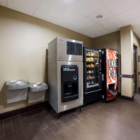Comfort Inn & Suites Midway - Tallahassee West-3