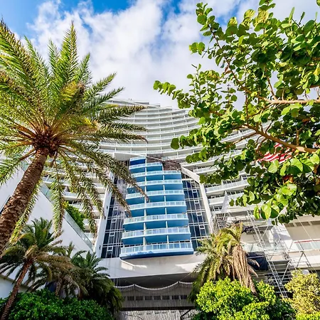 High Floor Luxury 2Br 2Ba, Sleeps 6, Resort Access - Horizon By Homestakes Stays-3