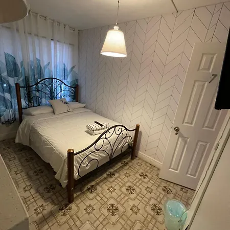 Habitacion Centrica Calle 8 Miami (2)-3