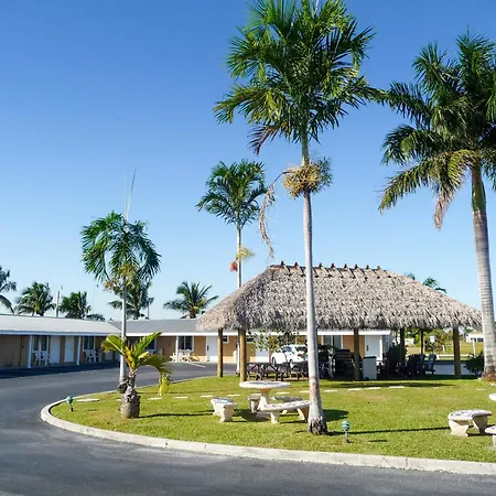 Everglades City Motel - Everglades Adventures Inn-3