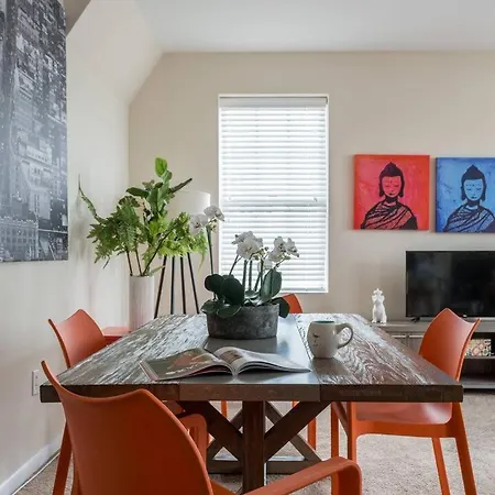 2 Bedroom 2 Bath Apartment On 7 Th Collins Ave-2