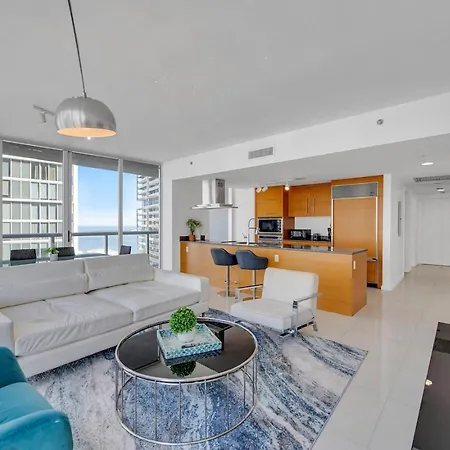 *W Icon Brickell- Luxury 2Br Highrise Corner Condo**-3