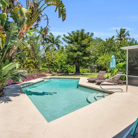 Naples Single Family Pool Home - Kayak The Gordon River & Be Close To The Beach!-3