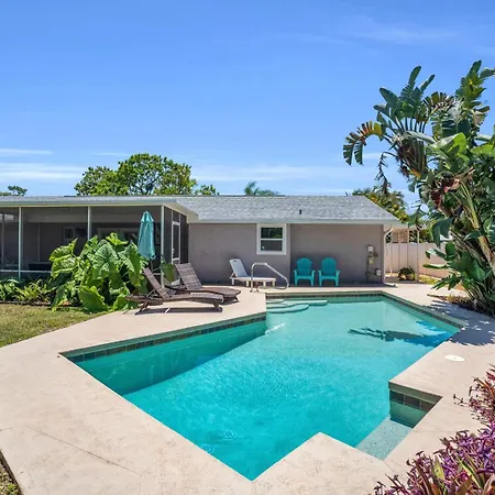 Naples Single Family Pool Home - Kayak The Gordon River & Be Close To The Beach!-2