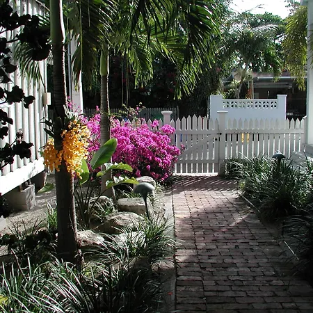Bahama Gardens - Conch House-3