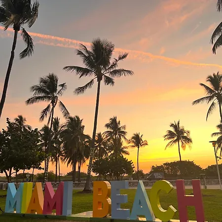 Miami Beach Rooms B&B-3