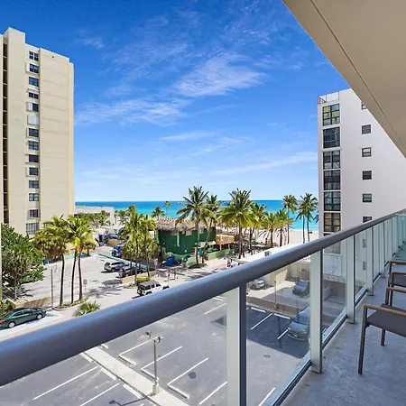 Ch Luxury Condos & Studios On The Beach-2