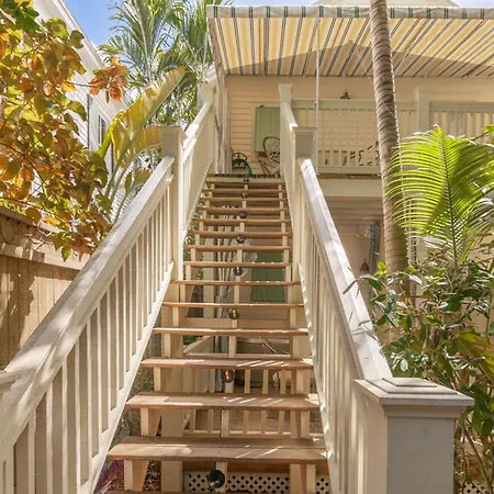 Palm Gardens-2