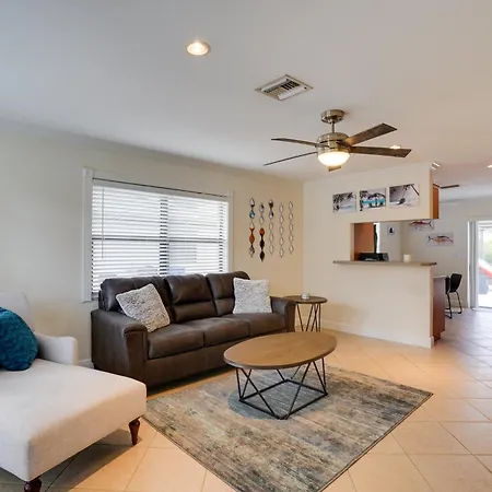 2 Mi To Bonita Beach Bbq-Ready Townhome!-2