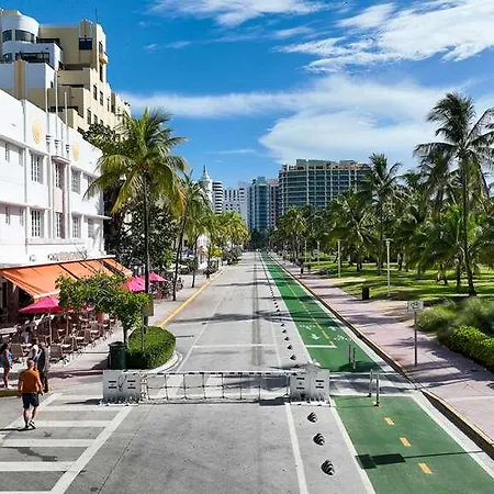 Cardozo South Beach-3