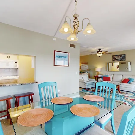 Bay Shores 417-3