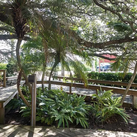 Inn At Camachee Harbor Garden View 16-2
