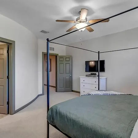 Hidden-Gem 2B Towhhouse In Springfield Close To Dt And Stadium!-3
