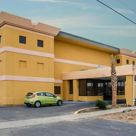 Baymont By Wyndham Pensacola At Nas Corry-2