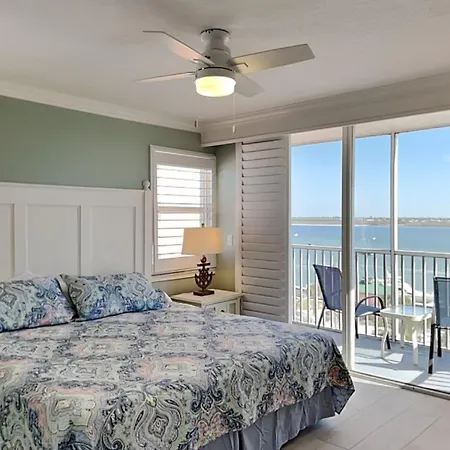Estero Island Beach Villas 706-2