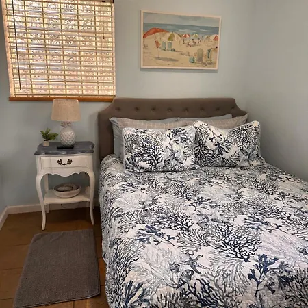 Seaside Bungalow-2