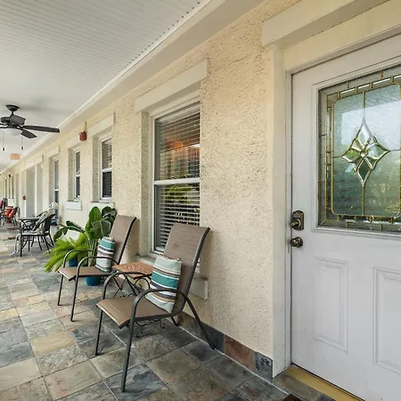 Wine-Dine-Sunshine Cozy Flat In The Heart Of Dtsp-2
