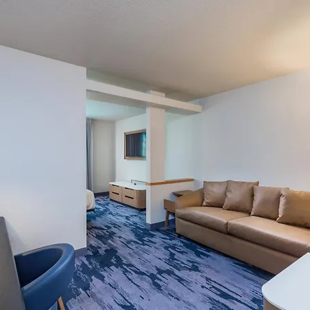 Fairfield Inn And Suites By Marriott Tampa North-3