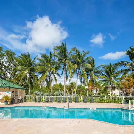 The Trinidad -Pool & Parking-2