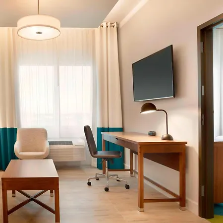 Four Points By Sheraton Miami Airport-3