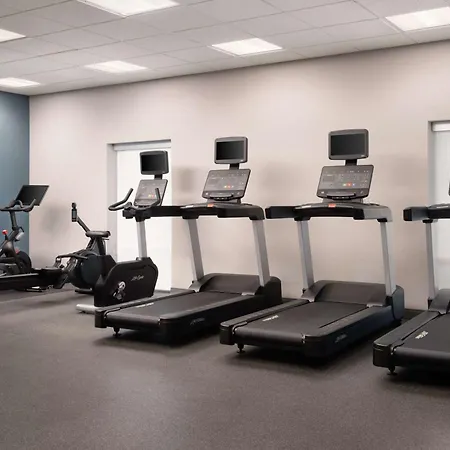 Hampton Inn Plant City-3