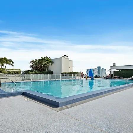 Hollywood Studios Condo Costa-2