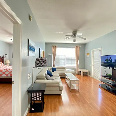 3 Bedroom Resort Style Condo, 3 Miles To Disney!-3