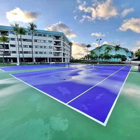 Villa Valbuena Gem Key Largo 2 Kings Marina Pickleball Tennis 3 Pools Remodeled 2025-3