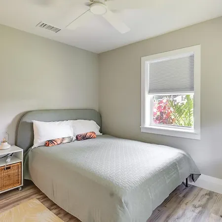 Home Close To Naples Beach - Pets Welcome!-3