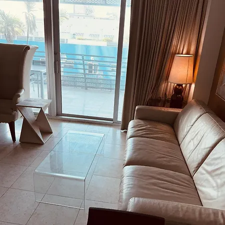 Apartment At De Soleil Hotel On Ocean Drive-2