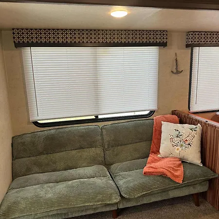 Professor Rousseau'S Fishing Rv Retreat-3