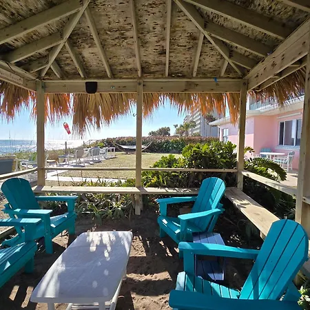 Oceanfront Sea Scape Motel-3