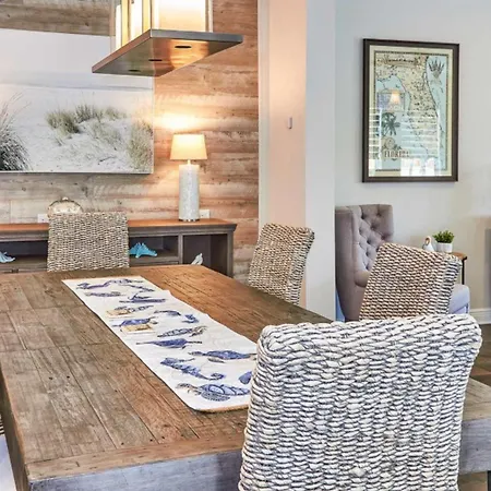 Redington Beach Villas 313-3