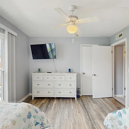 Madeira Beach Yacht Club 329H-3