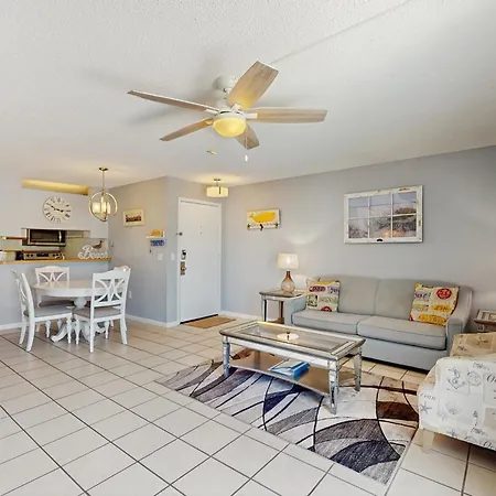 Madeira Beach Yacht Club 329H-2