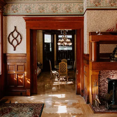 Amsterdam'S Curry Mansion Inn-2