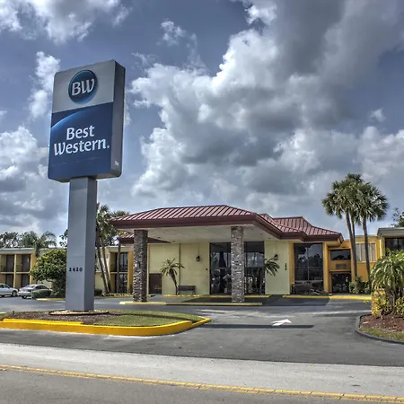 Best Western International Speedway Hotel-2